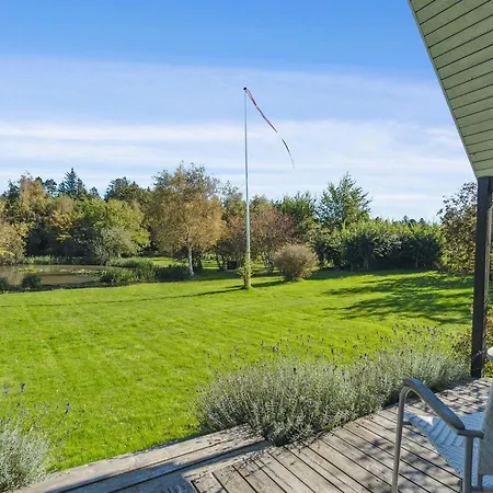 With In Mols Bjerge Knebel