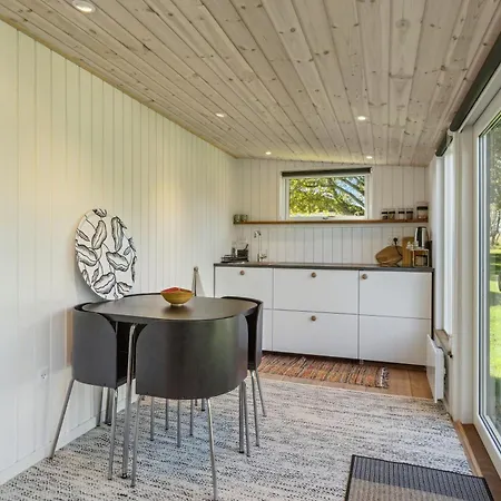 With In Mols Bjerge * Knebel