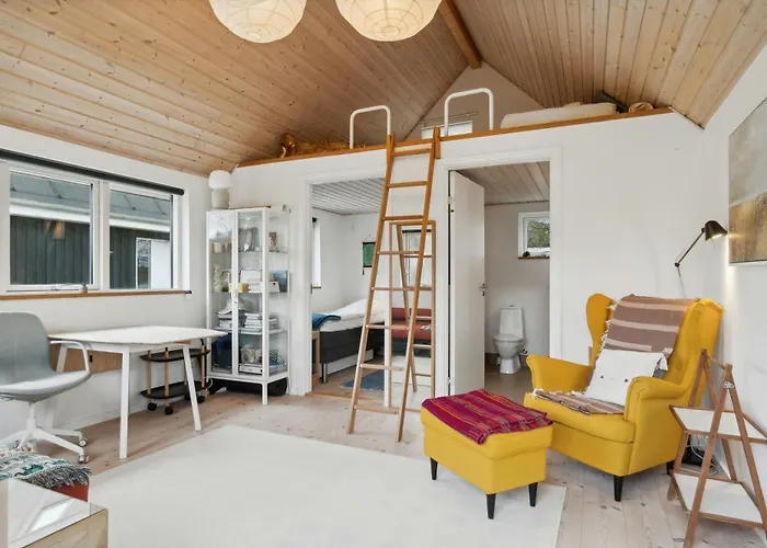 With In Mols Bjerge * Knebel