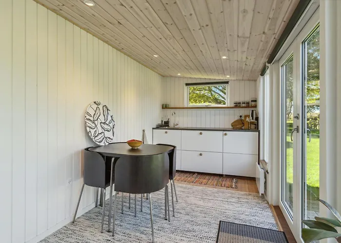 With In Mols Bjerge * Knebel